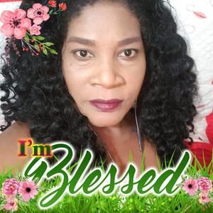 Meet your Posher, Esther